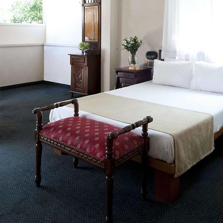 Sun Aviv Hotel 特拉维夫 外观 照片
