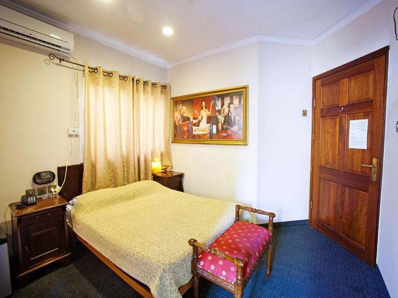 Sun Aviv Hotel 特拉维夫 外观 照片