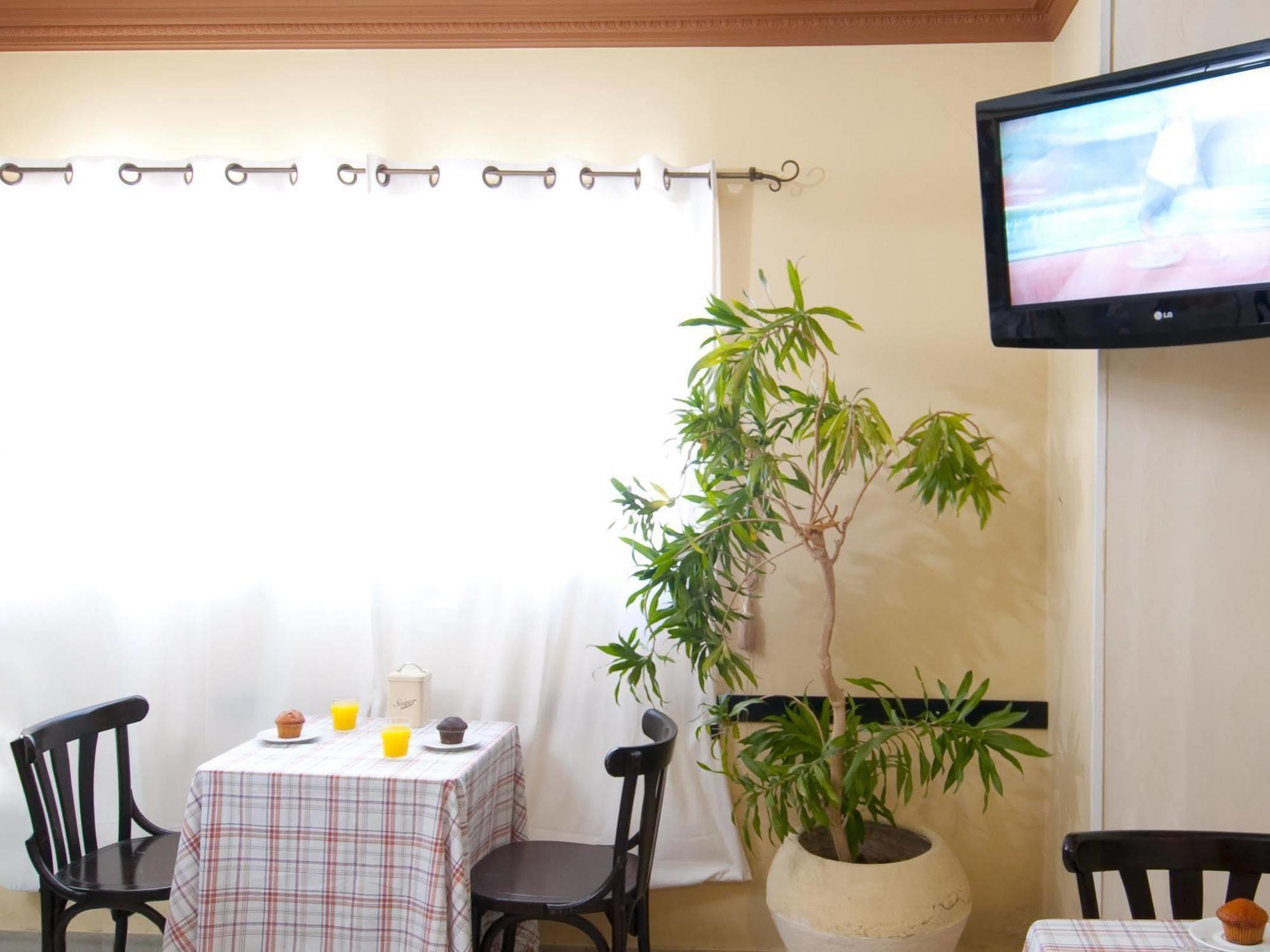 Sun Aviv Hotel 特拉维夫 外观 照片